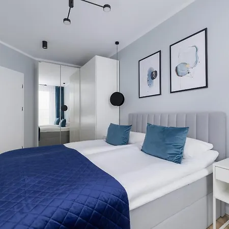 Apartment Unique With Balcony & Parking Zablocie Cracow By Renters Prestige