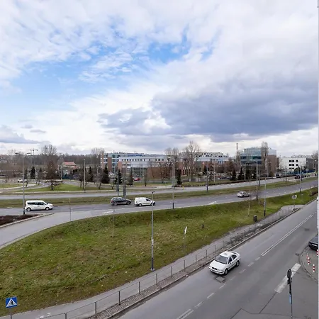 Unique With Balcony & Parking Zablocie Cracow By Renters Prestige Apartament