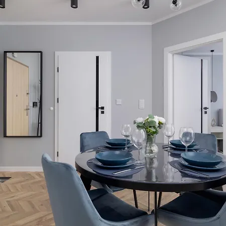 Unique With Balcony & Parking Zablocie Cracow By Renters Prestige Apartment *